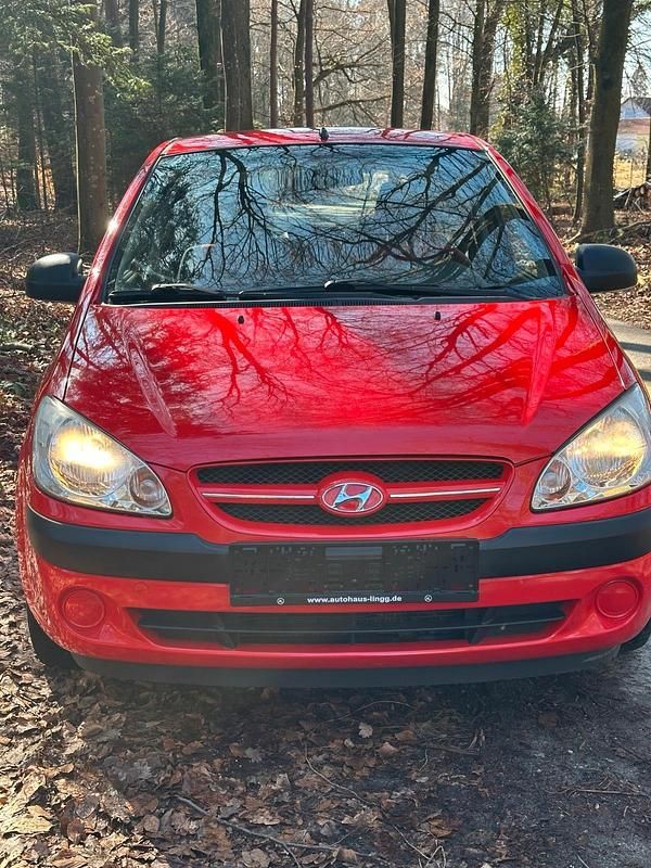Gebraucht Hyundai Getz 67 PS (49 kW) 2009 Rot Kleinwagen