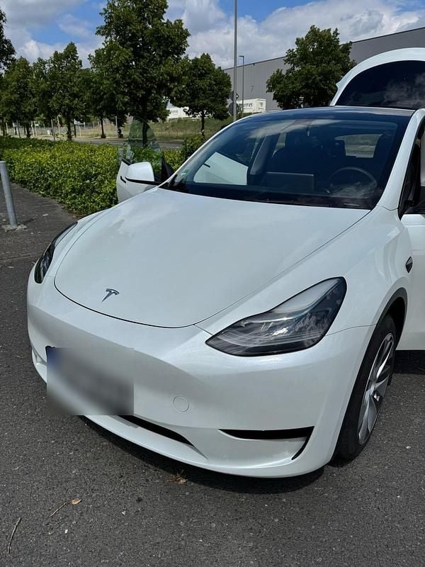 Gebraucht Tesla Model Y Standard Range 219 kW (299 PS) 2024 Weiß SUV