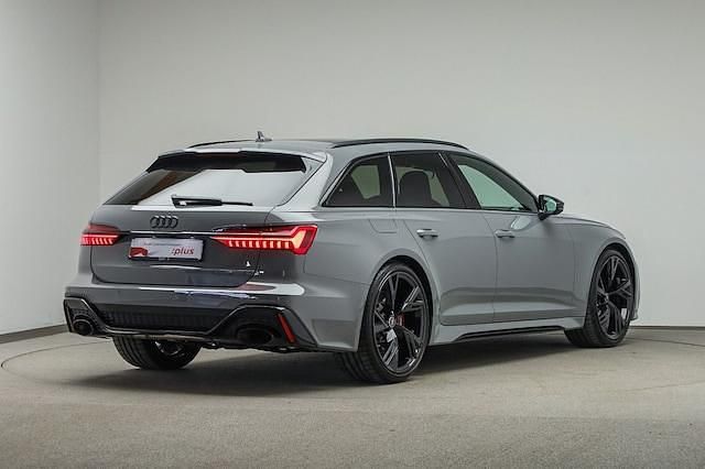 Gebraucht Audi RS6 Ambiente 600 PS (441 kW) 2025 Nardograu Kombi