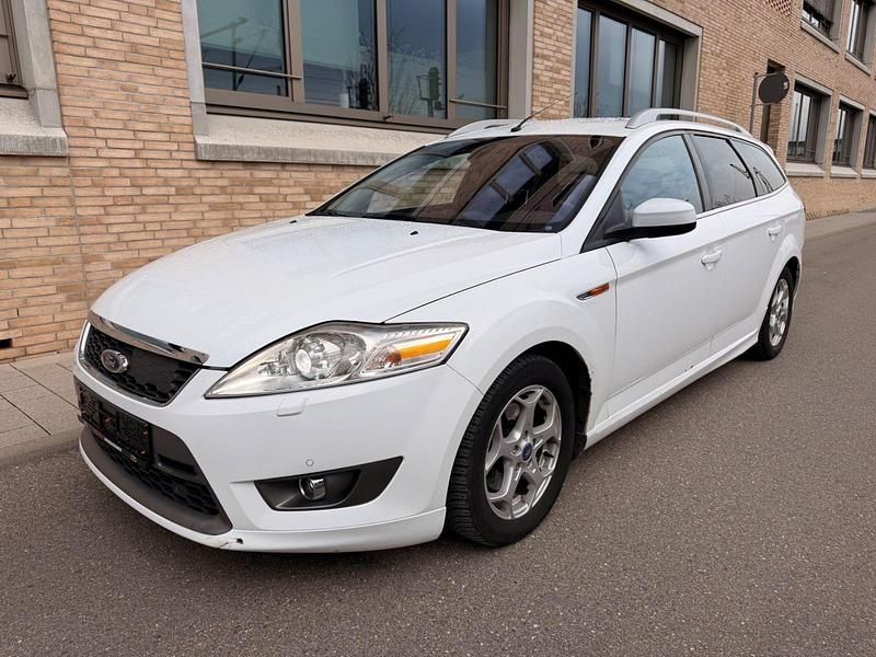 Gebraucht Ford Mondeo Titanium 163 PS (119 kW) 2010 Weiß Kombi