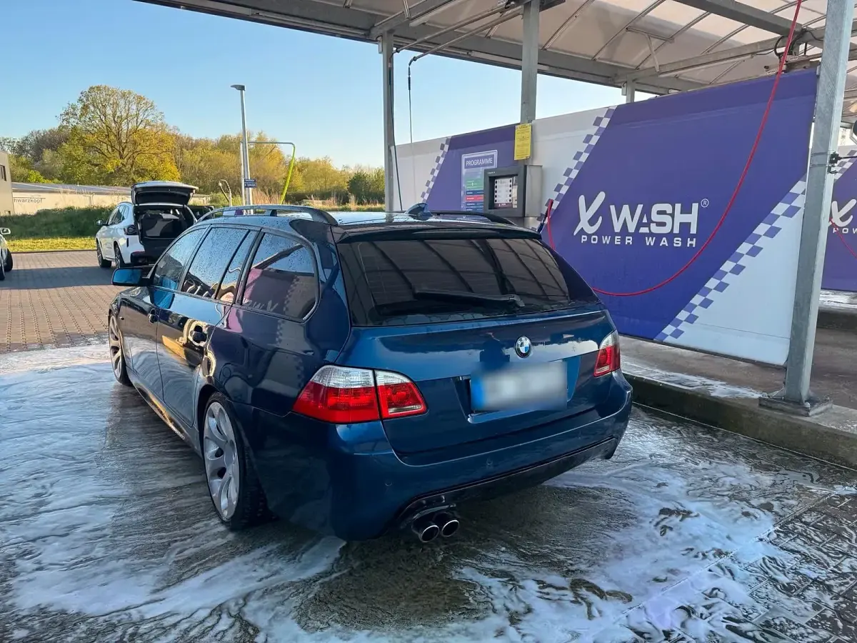 Gebraucht BMW 535 272 PS (200 kW) 2005 Blau Kombi
