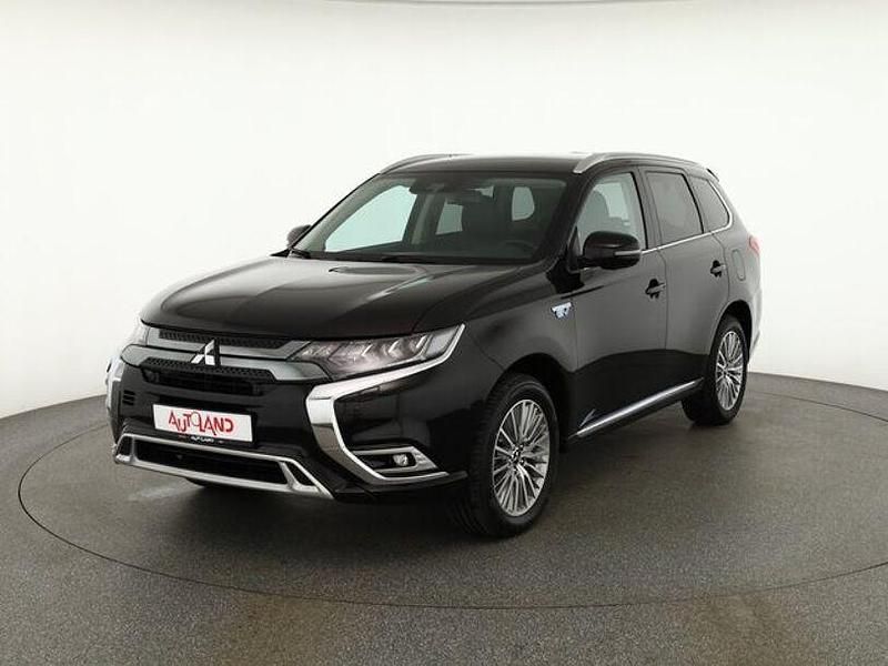 Schwarz Gebraucht 2020 Mitsubishi Outlander P-HEV Plus SUV | 20.990 € (Fairer Preis) - Bild 1/4