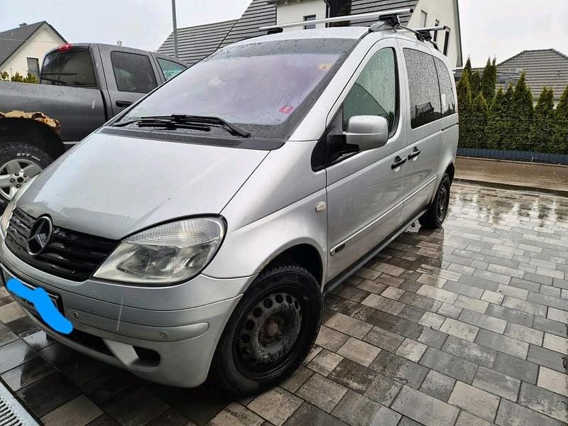 Gebraucht Mercedes Vaneo 125 PS (91 kW) 2006 Silber Van / Kleinbus