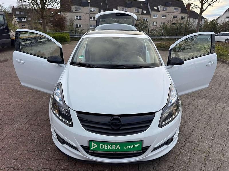Gebraucht Opel Corsa Edition 90 PS (66 kW) 2008 Casablancaweiss/saphirschwarz Kleinwagen