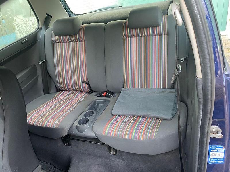 Gebraucht VW Fox 69 PS (50 kW) 2006 Blau Kleinwagen