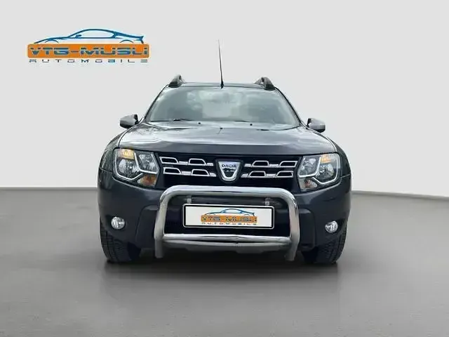 Gebraucht Dacia Duster Prestige 125 PS (91 kW) 2014 Grau SUV