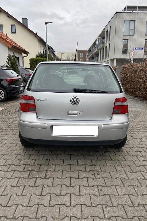 Gebraucht VW Golf IV Pacific 75 PS (55 kW) 2003 Silber Limousine