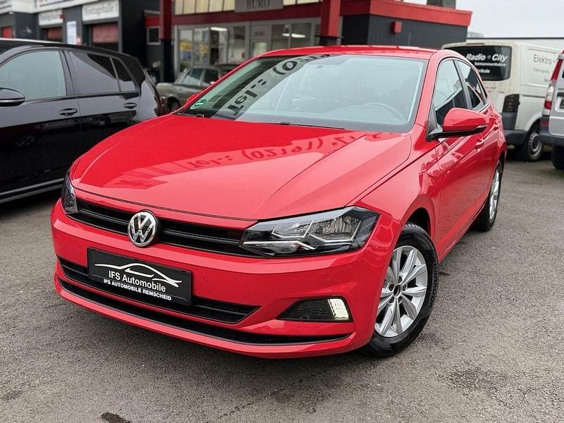 Rot Gebraucht 2019 VW Polo Trendline Kleinwagen | 10.999 € (Fairer Preis) - Bild 1/4