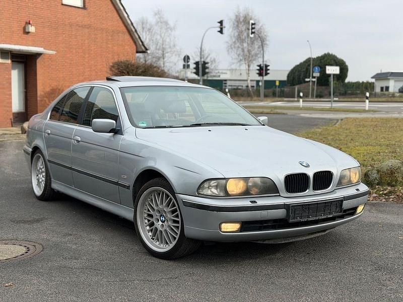 Gebraucht BMW 528 193 PS (141 kW) 1996 Silber Limousine