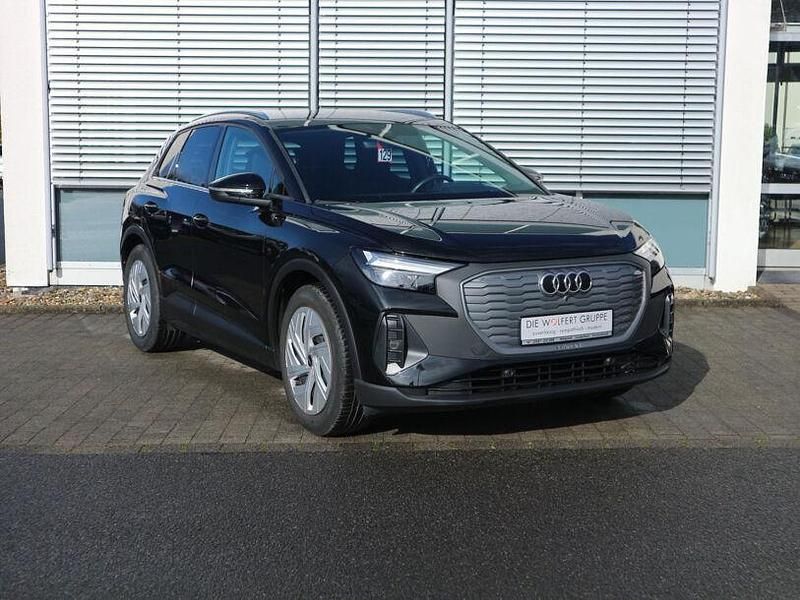 Gebraucht Audi Q4 e-tron Sport 194 kW (265 PS) 2022 Mythosschwarz metallic SUV