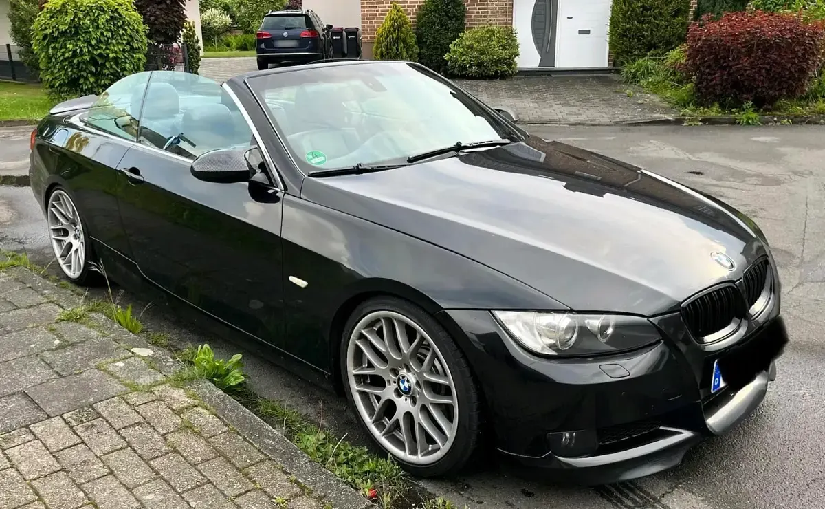 Occasion BMW 330 Cabriolet 236 ch (173 kW) 2008 Noir Cabriolet