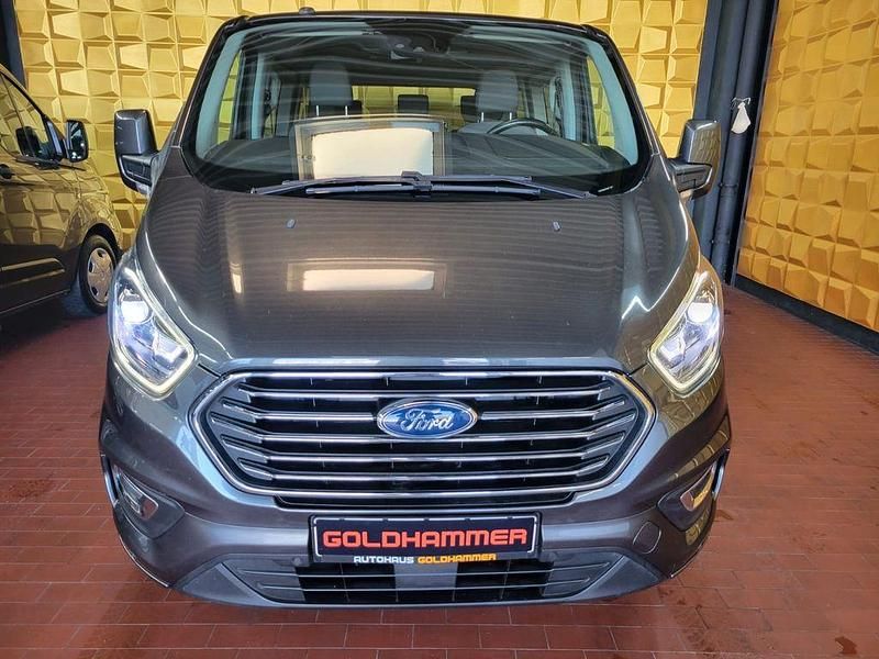 Grau Gebraucht 2019 Ford Tourneo S Van / Kleinbus | 27.999 € (Guter Preis) - Bild 1/4