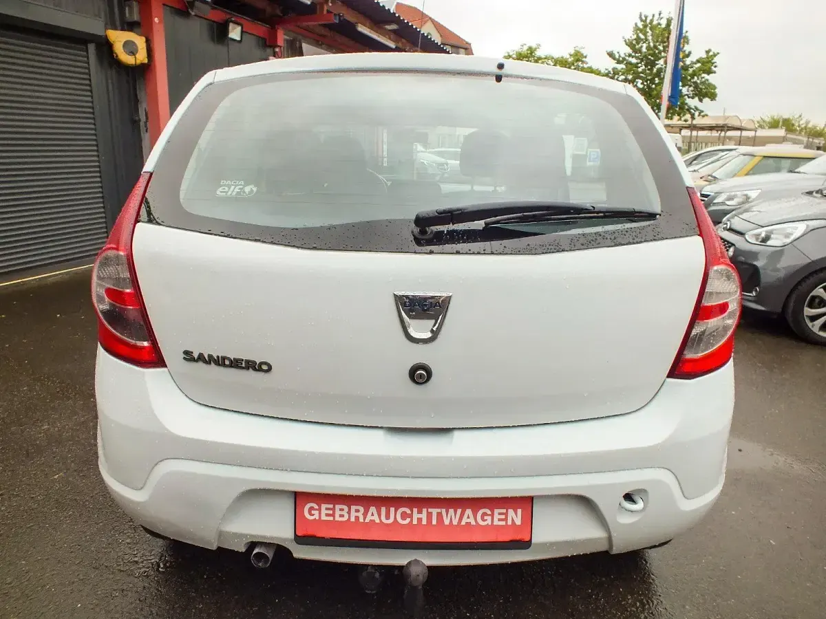 Gebraucht Dacia Sandero 75 PS (55 kW) 2012 Limousine