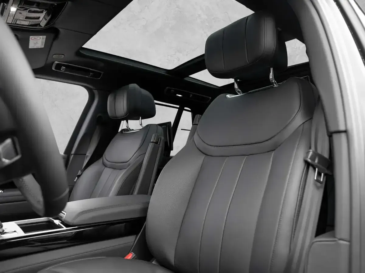 Gebraucht Land Rover Range Rover Autobiography 530 PS (389 kW) 2025 Schwarz SUV