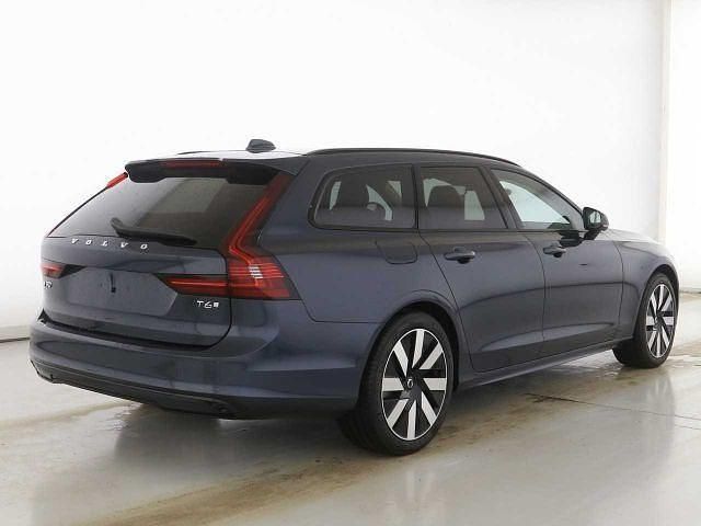 Gebraucht Volvo V90 Plus 349 PS (256 kW) 2025 Denim blue metallic Kombi