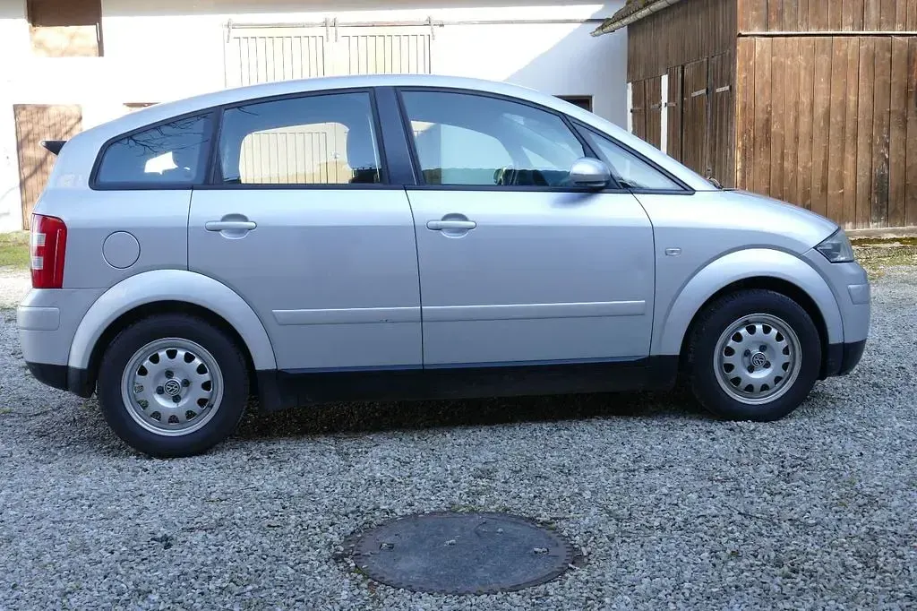 Gebraucht Audi A2 61 PS (44 kW) 2002 Silber Kleinwagen