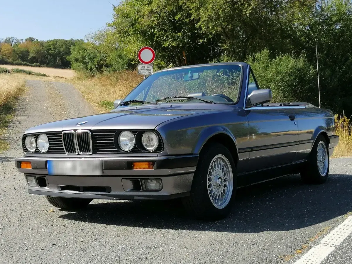 Gebraucht BMW 325 Cabriolet 170 PS (125 kW) 1991 Grau Cabrio