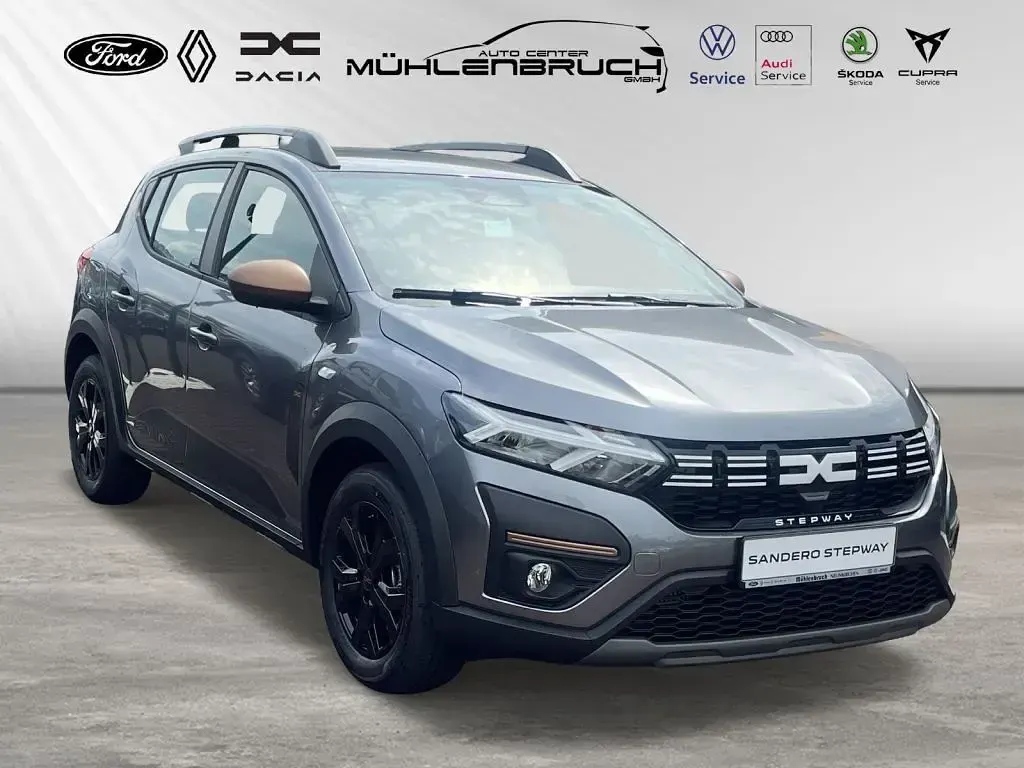 Gebraucht Dacia Sandero Extreme 91 PS (66 kW) 2025 Grau Limousine