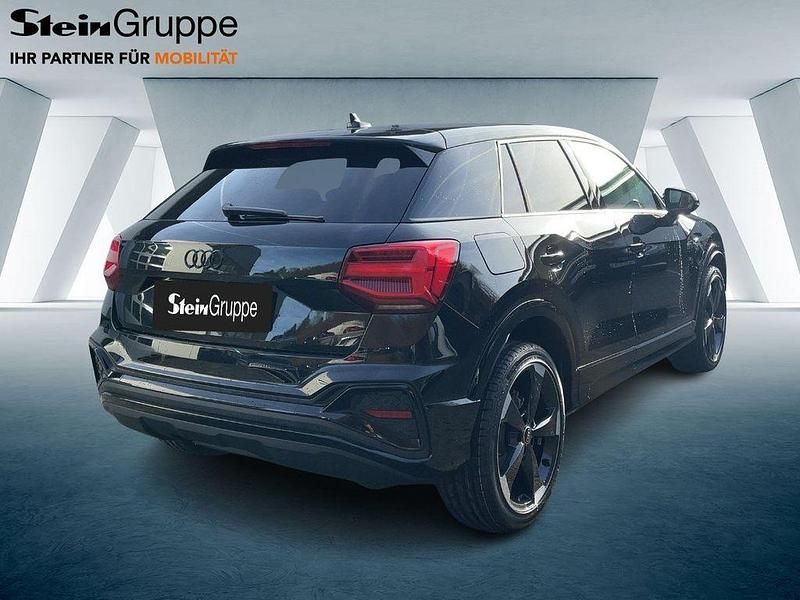 Neu Audi Q2 S-Line 150 PS (110 kW) 2025 Schwarz SUV