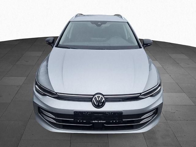 Second-hand VW Golf VIII Goal 150 CP (110 kW) 2025 Argintiu Break