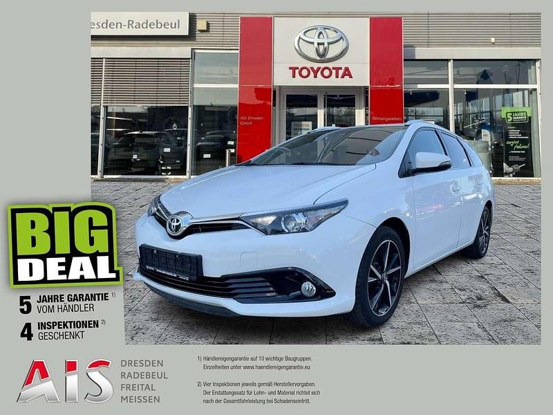 Super white 2 Gebraucht 2017 Toyota Auris Edition-S Kombi | 13.790 € (Etwas zu teuer) - Bild 1/3