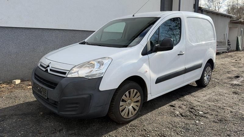Gebraucht Citroën Berlingo 74 PS (54 kW) 2016 Weiß Van / Kleinbus