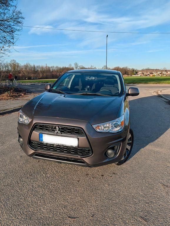 Gebraucht Mitsubishi ASX Inform 117 PS (86 kW) 2015 Braun SUV