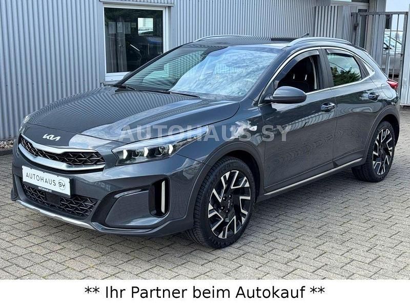 Grau Gebraucht 2023 Kia XCeed Vision SUV | 19.470 € (Guter Preis) - Bild 1/4