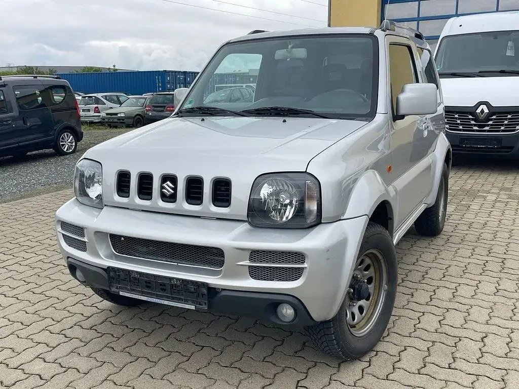 Gebraucht Suzuki Jimny Style 86 PS (63 kW) 2012 Silber SUV