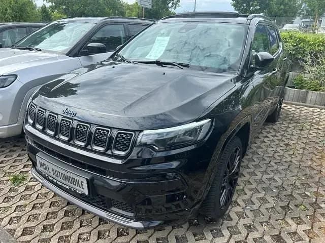 Gebraucht Jeep Compass 241 PS (177 kW) 2022 Black clear coat SUV
