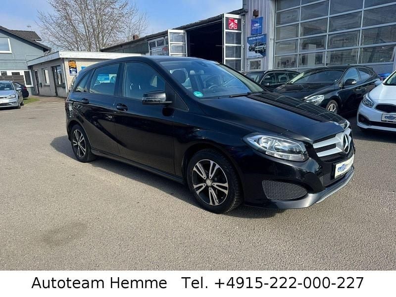 Gebraucht Mercedes B180 109 PS (80 kW) 2016 Schwarz Van / Kleinbus