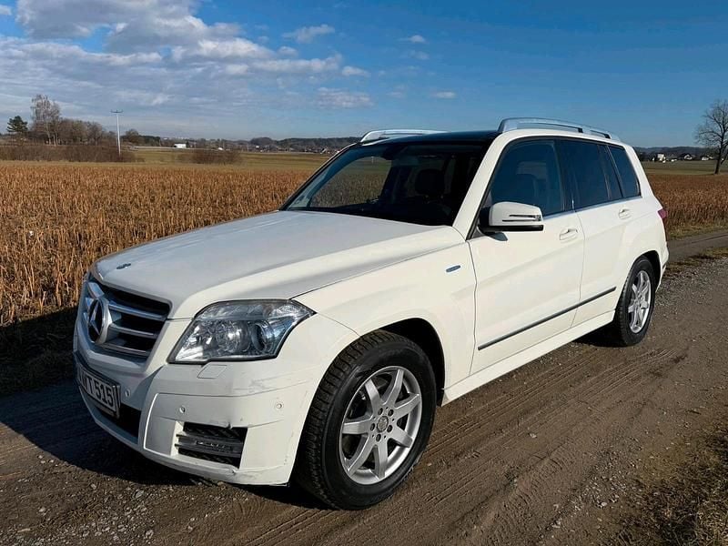 Gebraucht Mercedes GLK250 204 PS (150 kW) 2011 Weiß SUV