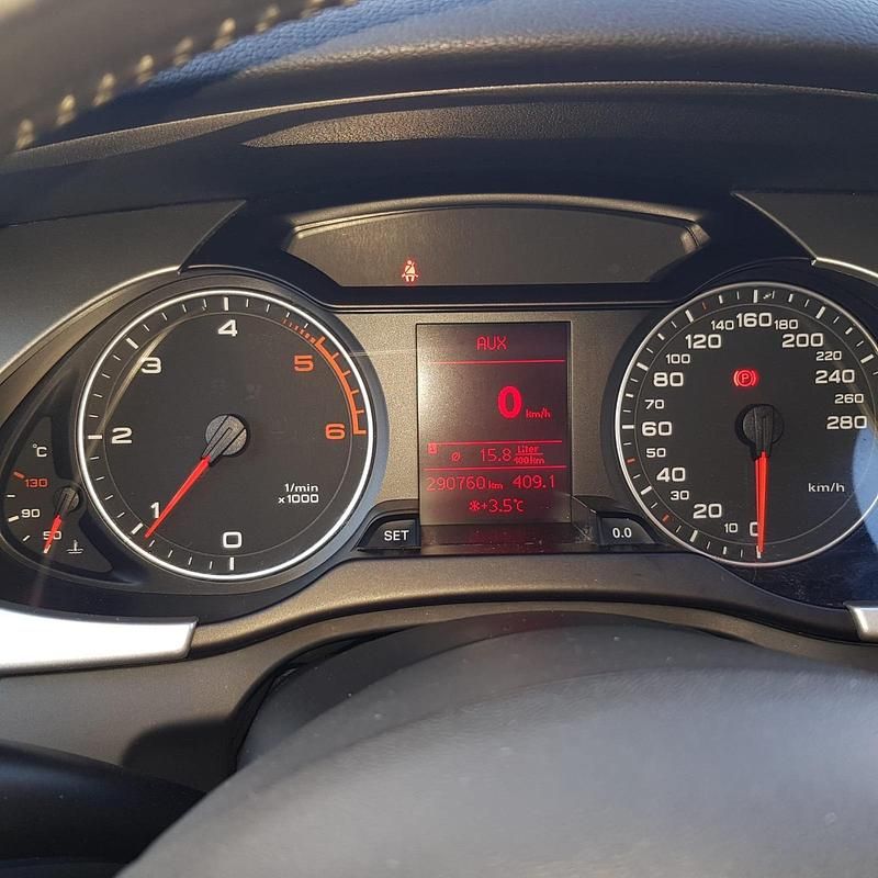 Gebraucht Audi A4 136 PS (100 kW) 2012 Grau Kombi