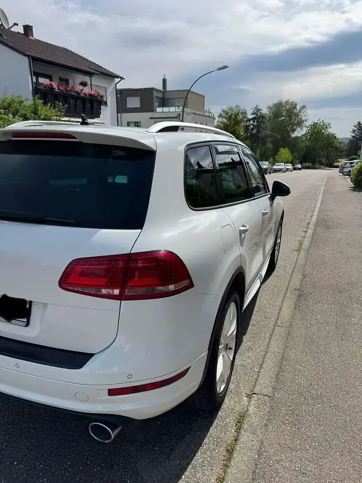 Gebraucht VW Touareg R-line 245 PS (180 kW) 2013 Weiß SUV