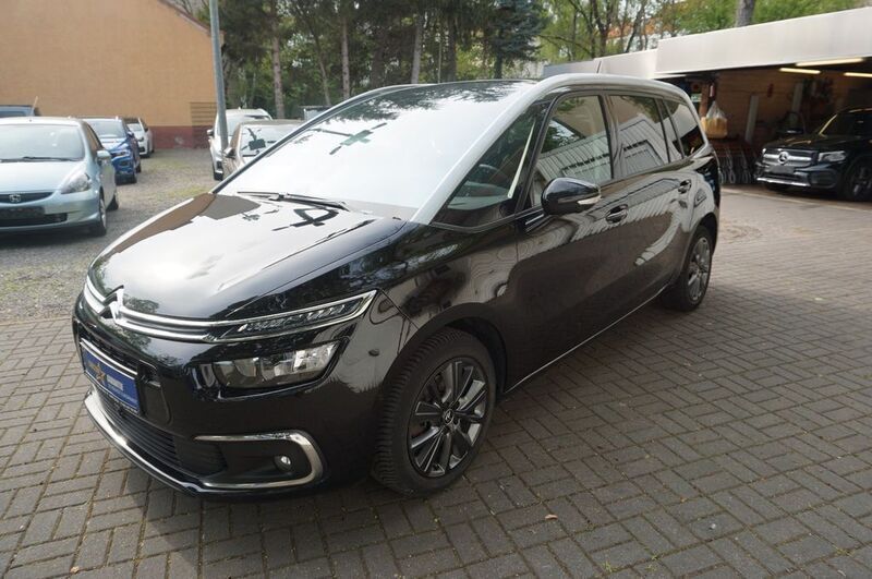 Schwarz Gebraucht 2018 Citroën Grand C4 Picasso Shine Van / Kleinbus | 16.990 € (Etwas zu teuer) - Bild 1/4