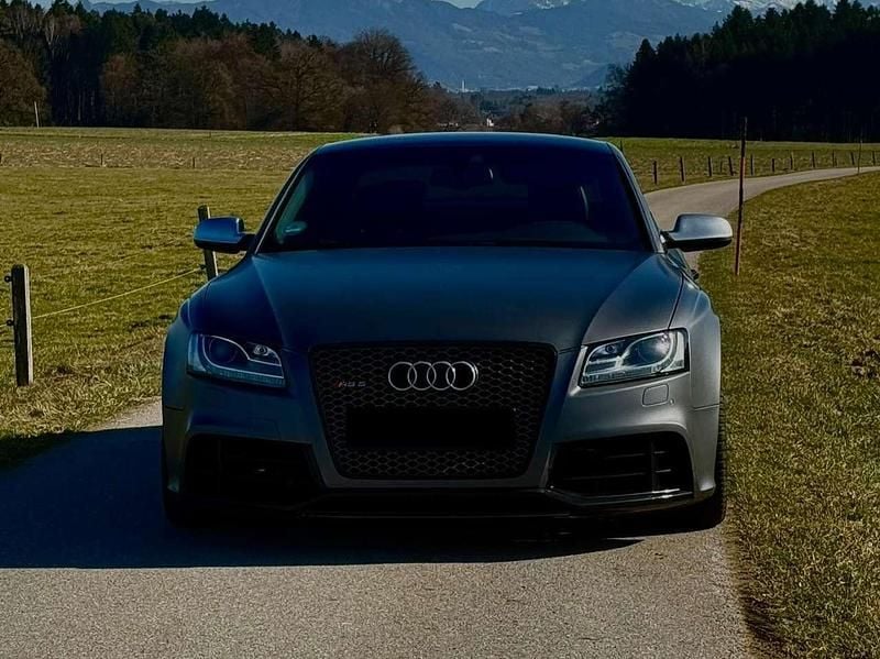 Second-hand Audi RS5 Design 450 CP (330 kW) 2010 Gri Coupe