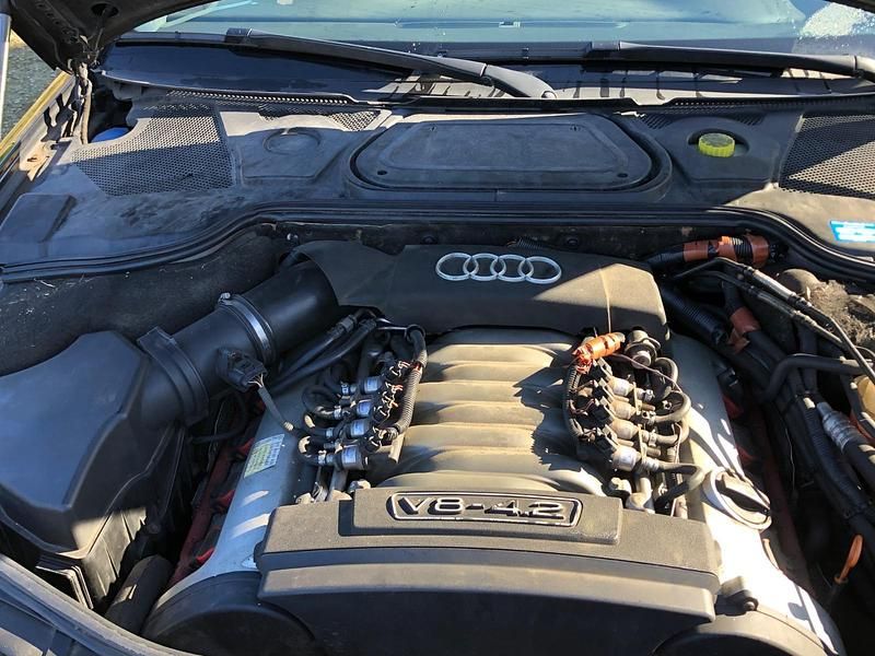 Gebraucht Audi A8 334 PS (245 kW) 2003 Schwarz Limousine