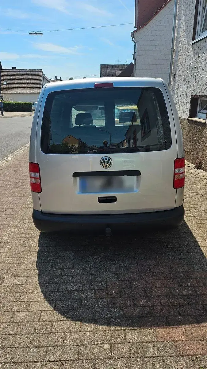 Gebraucht VW Caddy 109 PS (80 kW) 2013 Silber Van / Kleinbus