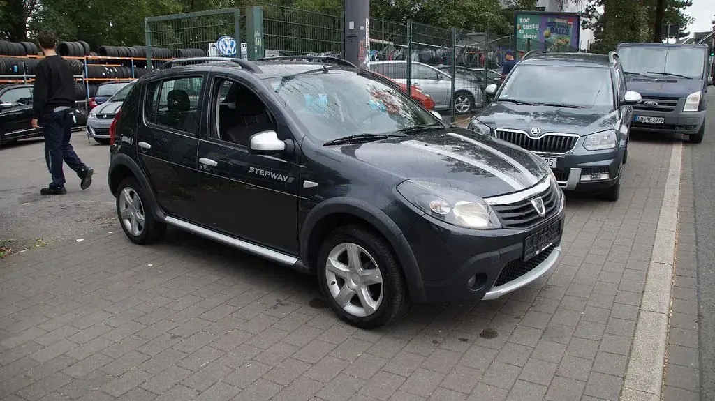 Gebraucht Dacia Sandero Stepway 88 PS (64 kW) 2012 Limousine