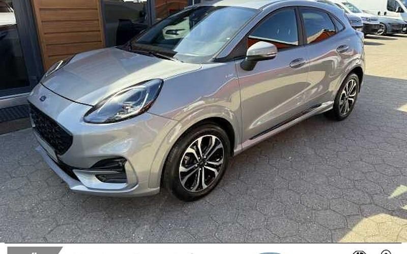 Grau Gebraucht 2022 Ford Puma Gen-E ST-Line SUV | 17.999 € - Bild 1/4