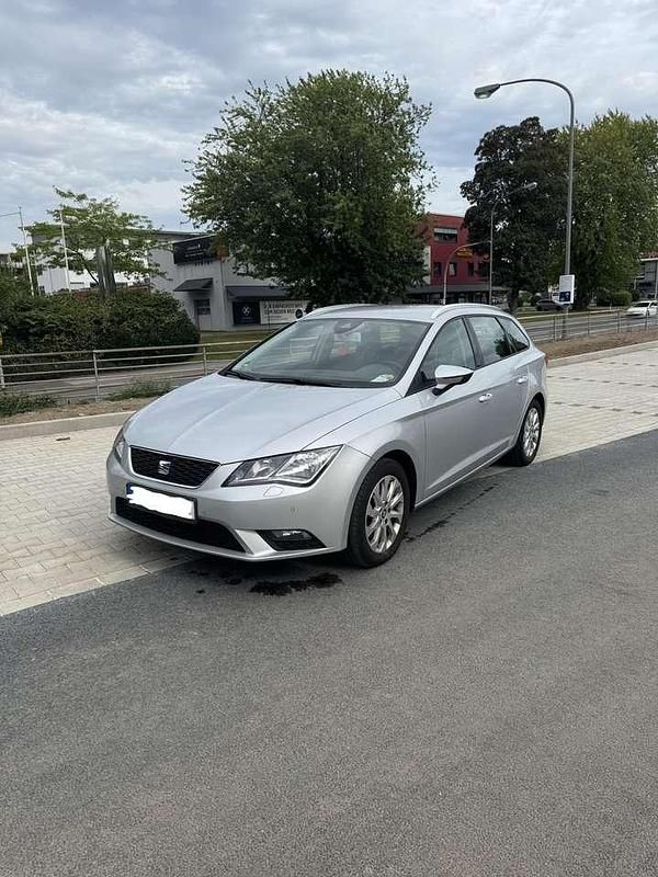 Grau Gebraucht 2016 Seat Leon Style Kombi | 6.199 € (Superpreis) - Bild 1/4