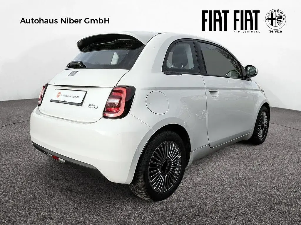 Gebraucht Fiat 500e 86 kW (118 PS) 2023 Weiß