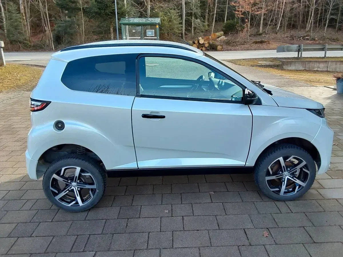 Käytetty Aixam Crossover Premium 2024 Valkoinen Katumaasturi