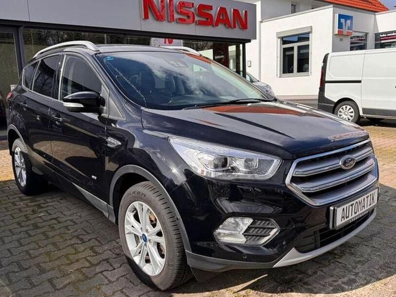 Gebraucht Ford Kuga Titanium 182 PS (133 kW) 2018 Schwarz SUV