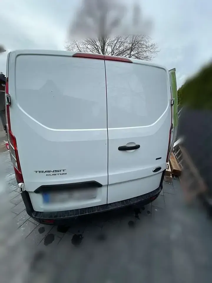 Gebraucht Ford Transit Custom Trend 105 PS (77 kW) 2018 Weiß Van