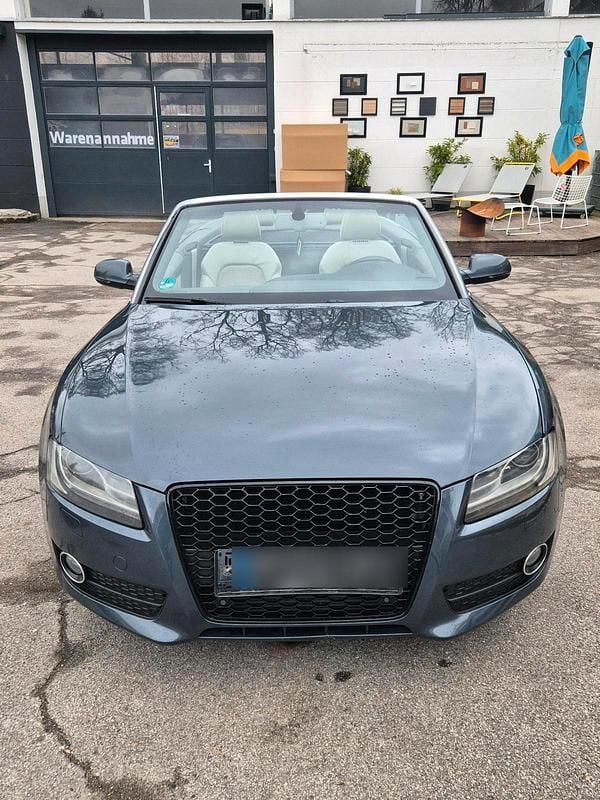 Grau Gebraucht 2009 Audi A5 Cabriolet S-Line Cabrio | 7.900 € (Etwas zu teuer) - Bild 1/4