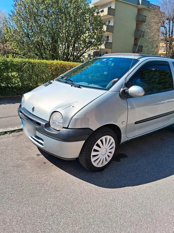 Gebraucht Renault Twingo 58 PS (42 kW) 2006 Silber Kleinwagen