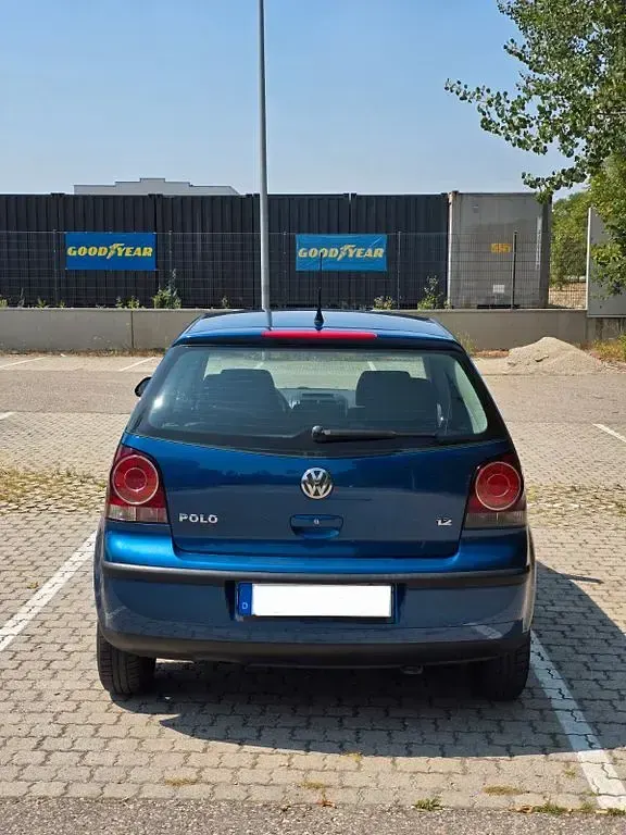Gebraucht VW Polo Trendline 64 PS (47 kW) 2006 Blau Kleinwagen