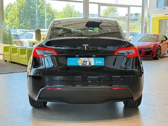 Gebraucht Tesla Model Y 378 kW (514 PS) 2023 Schwarz SUV