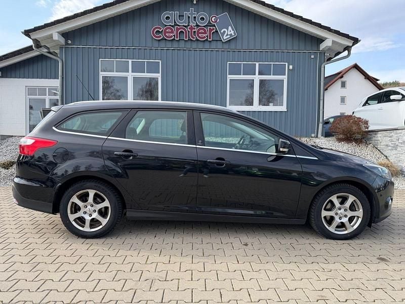 Gebraucht Ford Focus 163 PS (119 kW) 2012 Schwarz Kombi